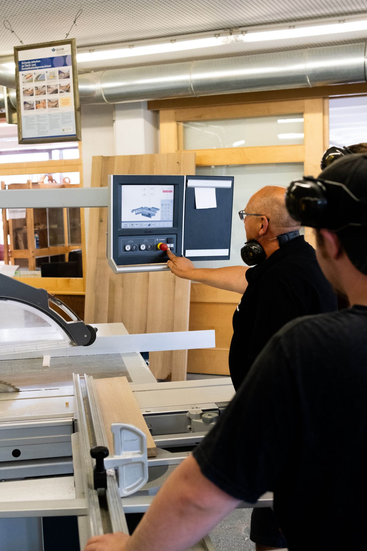 Unterweisung in der Schreinerei